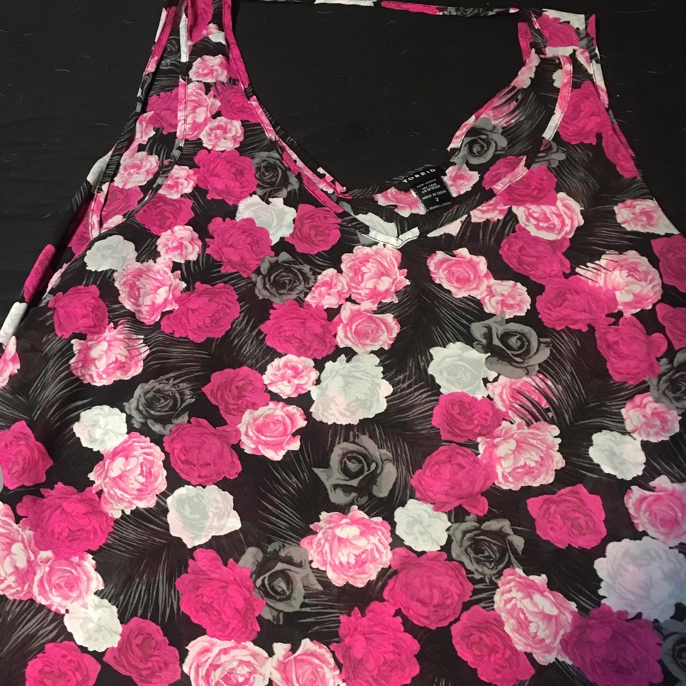 Torrid 2 - Picture 2 of 2